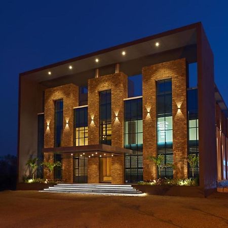 Hotel Shlok  Kolhápur Kültér fotó